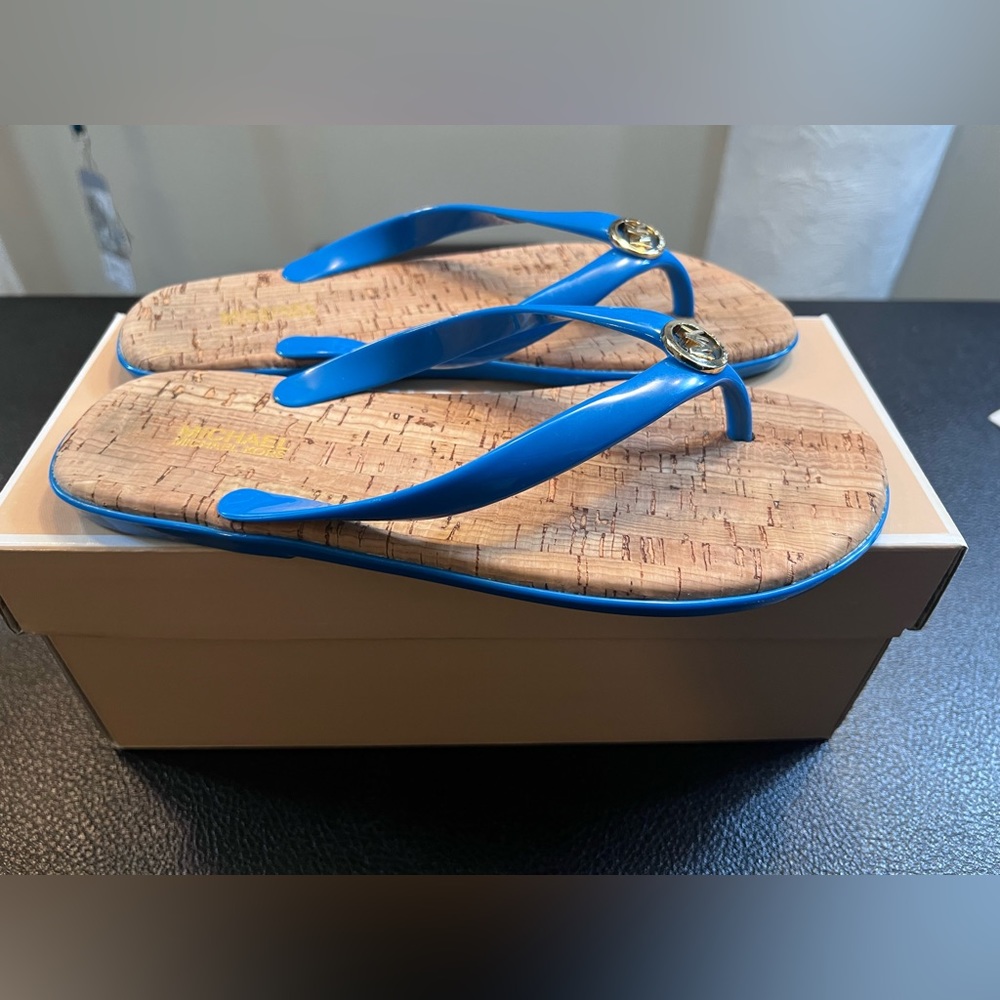 Michael Kors Jet Set Jelly Flip Flops